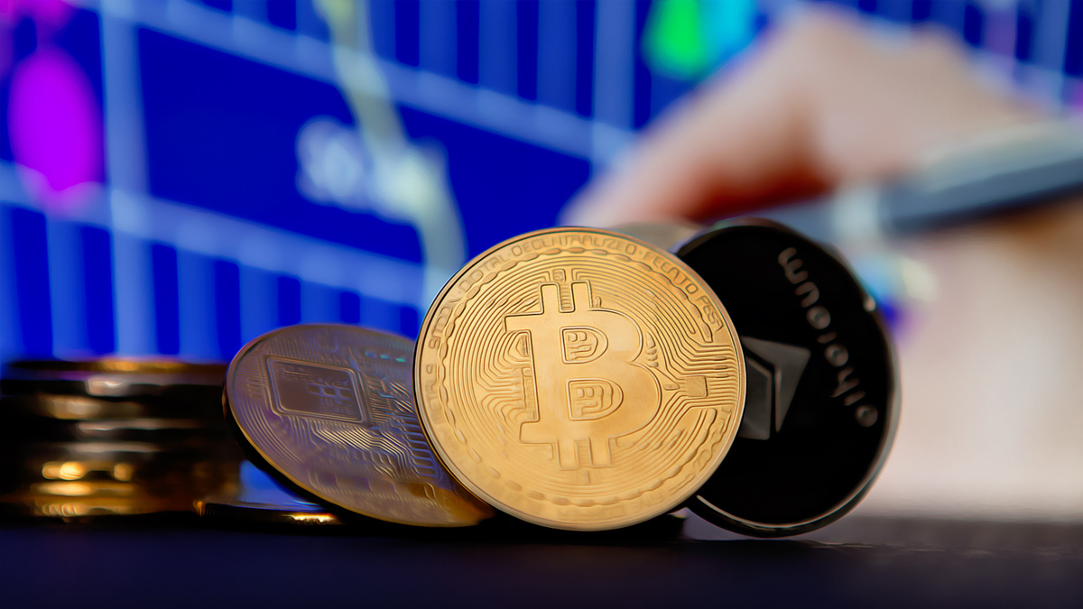 January Sees Massive Investments in Bitcoin ETFs, But Market Faces Challenges