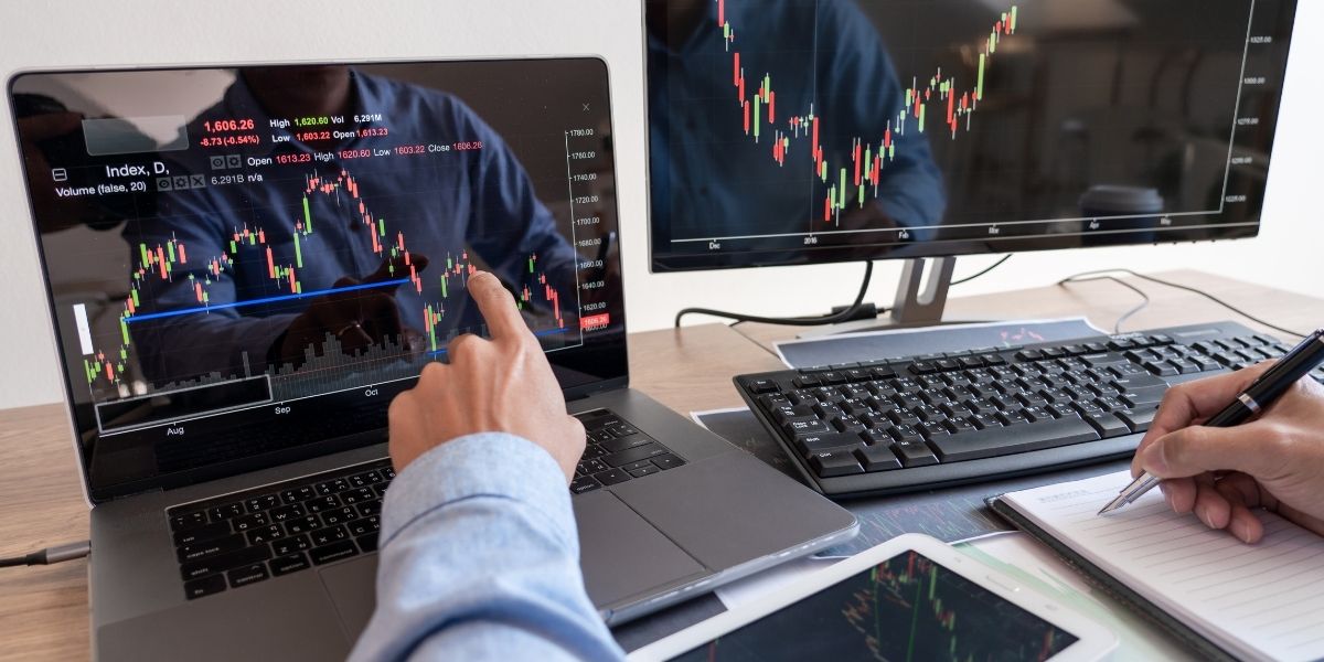 Navigate the Turbulent Waters of Altcoin Prices Today
