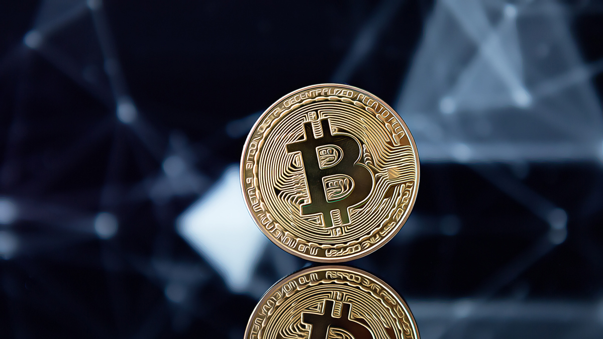 Massive Bitcoin Transfers Redefine Cost Efficiency in the Financial World