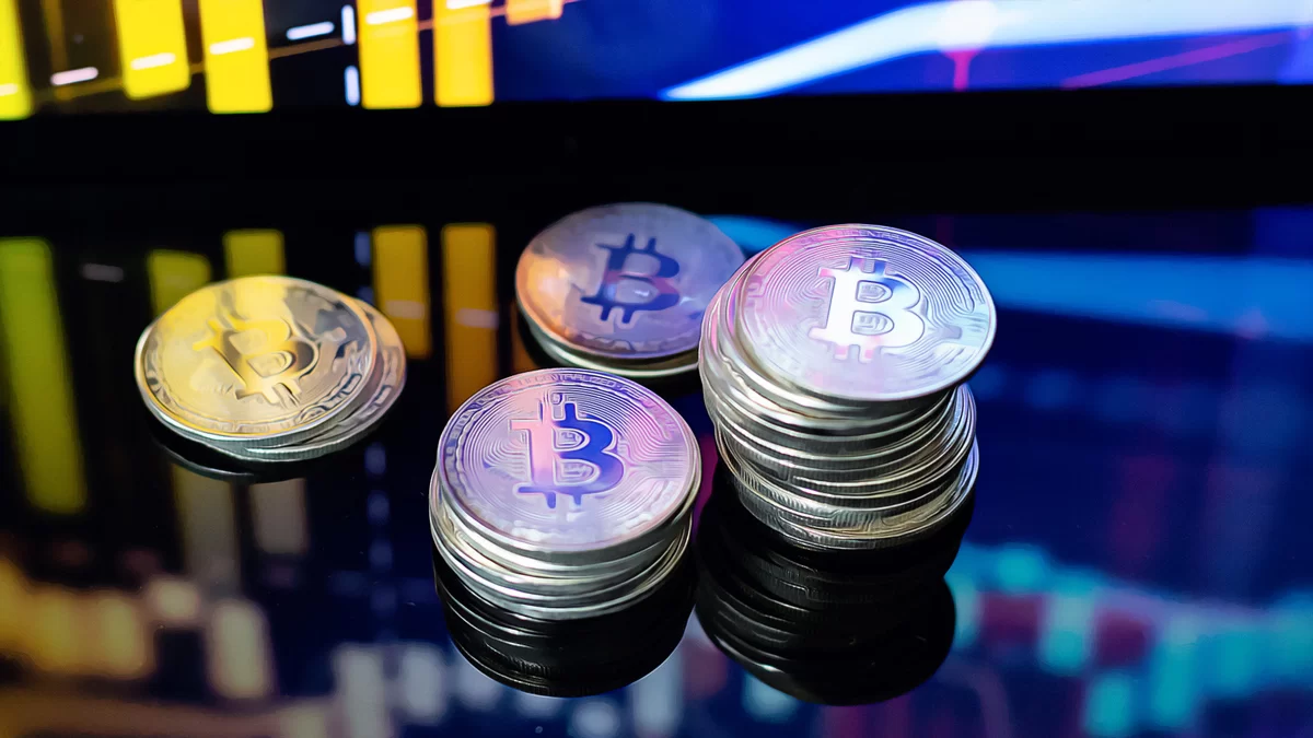 Crypto Markets Face Turbulence as Shifts and Uncertainties Surge