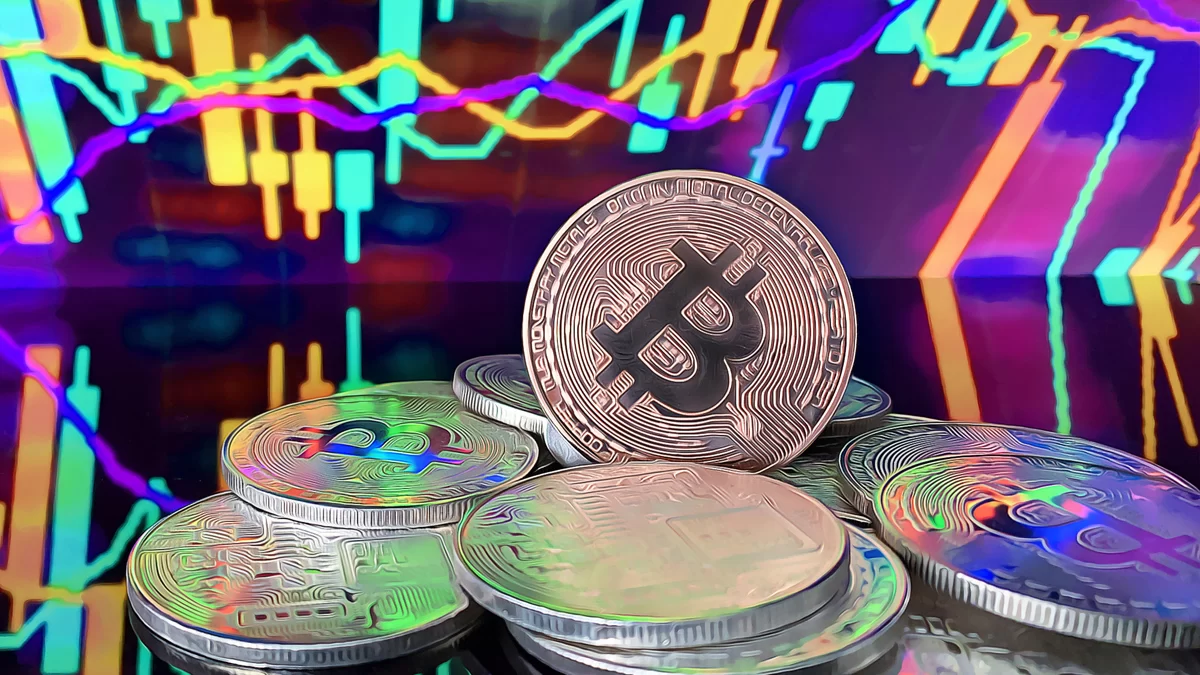 Bitcoin Surges as Institutional Appetite Clashes with Individual Fear