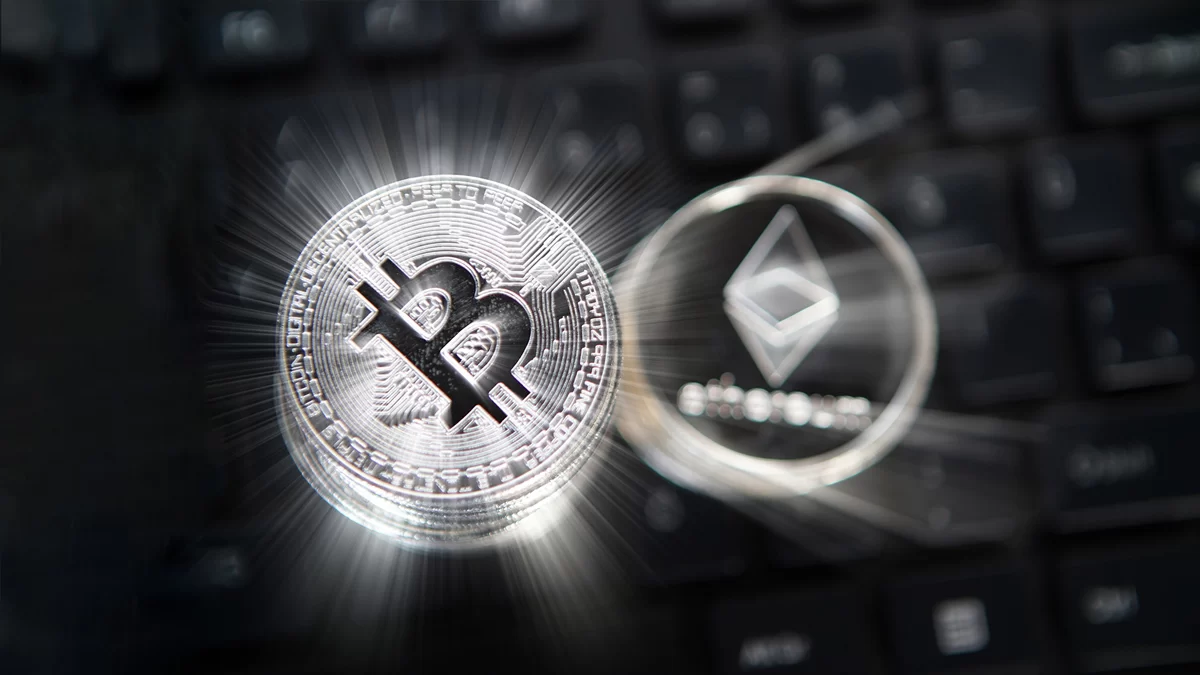 Bitcoin Dips Below $72,500 as Tensions Rise Over Iran Talks